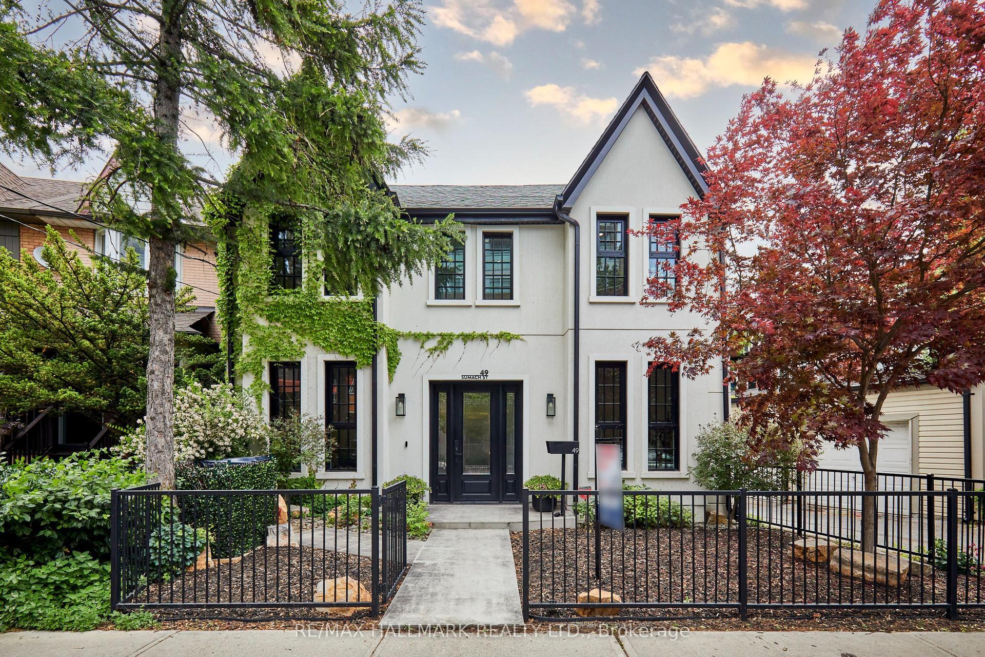 49 Sumach Street — photo 1