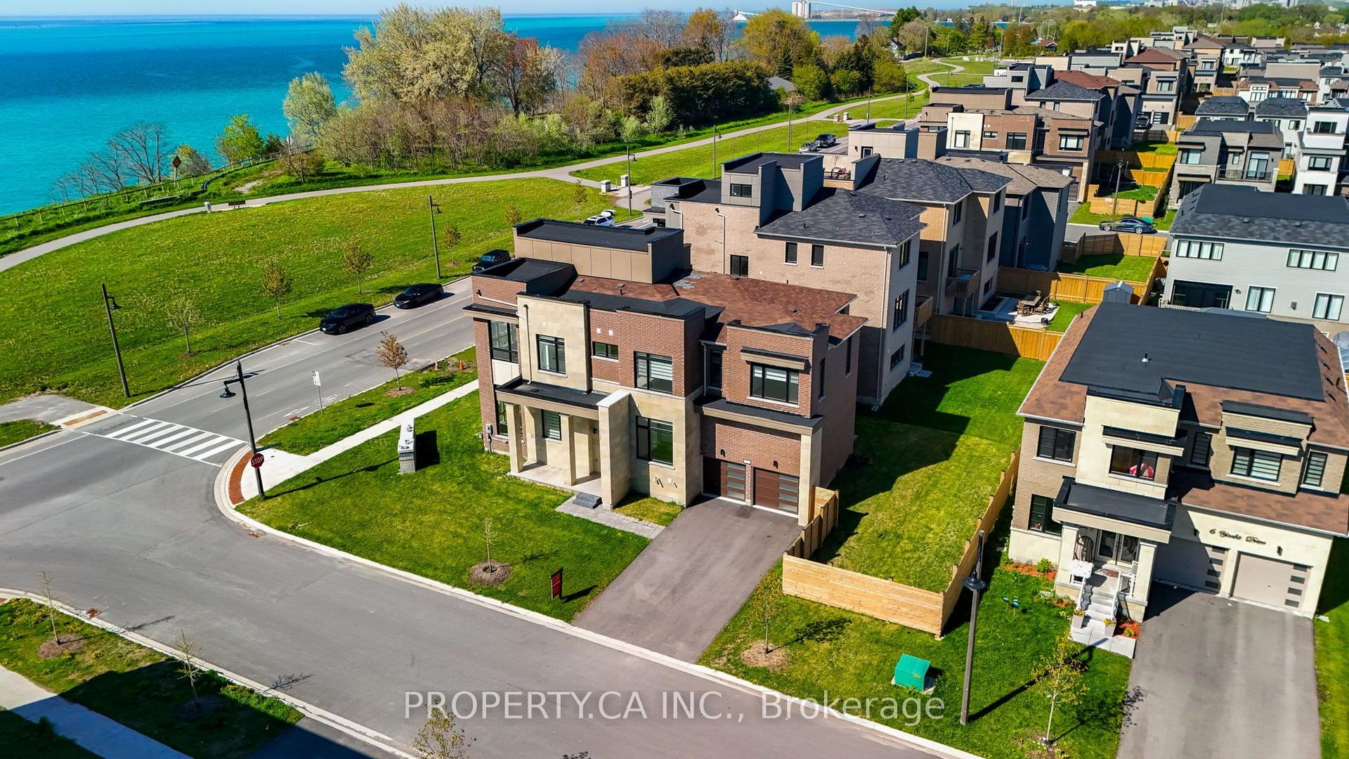 2 Yacht Drive — photo 1