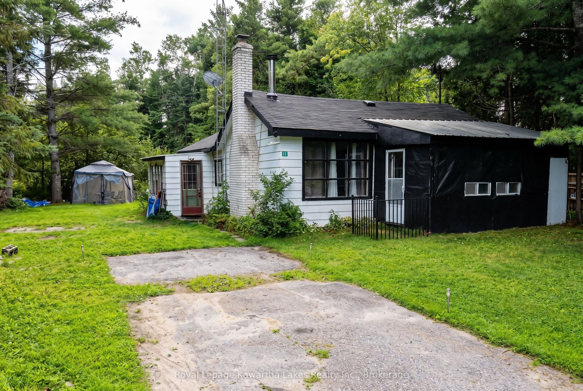 15 Cockburn Street, Kawartha Lakes — Detached for sale, photo 1