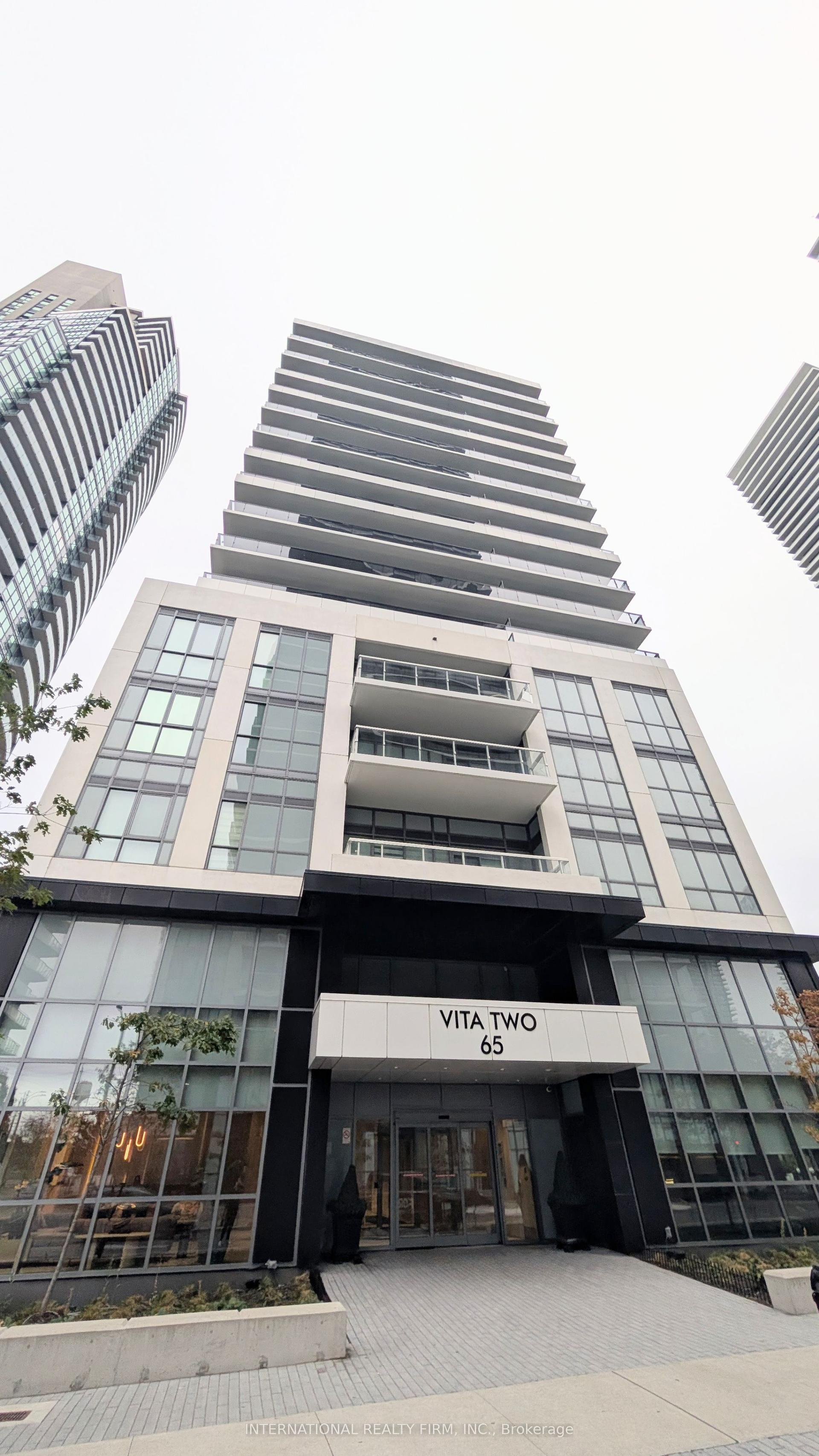 65 Annie Craig Drive 809 #809, Toronto — Condo for lease, photo 1
