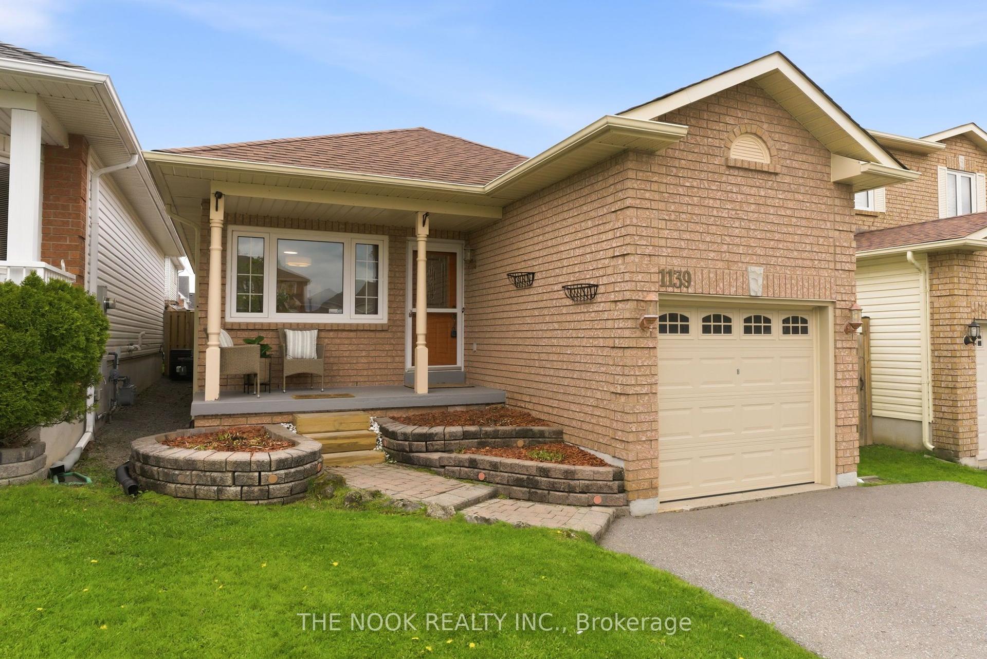 1139 Ridgemount Boulevard — photo 1