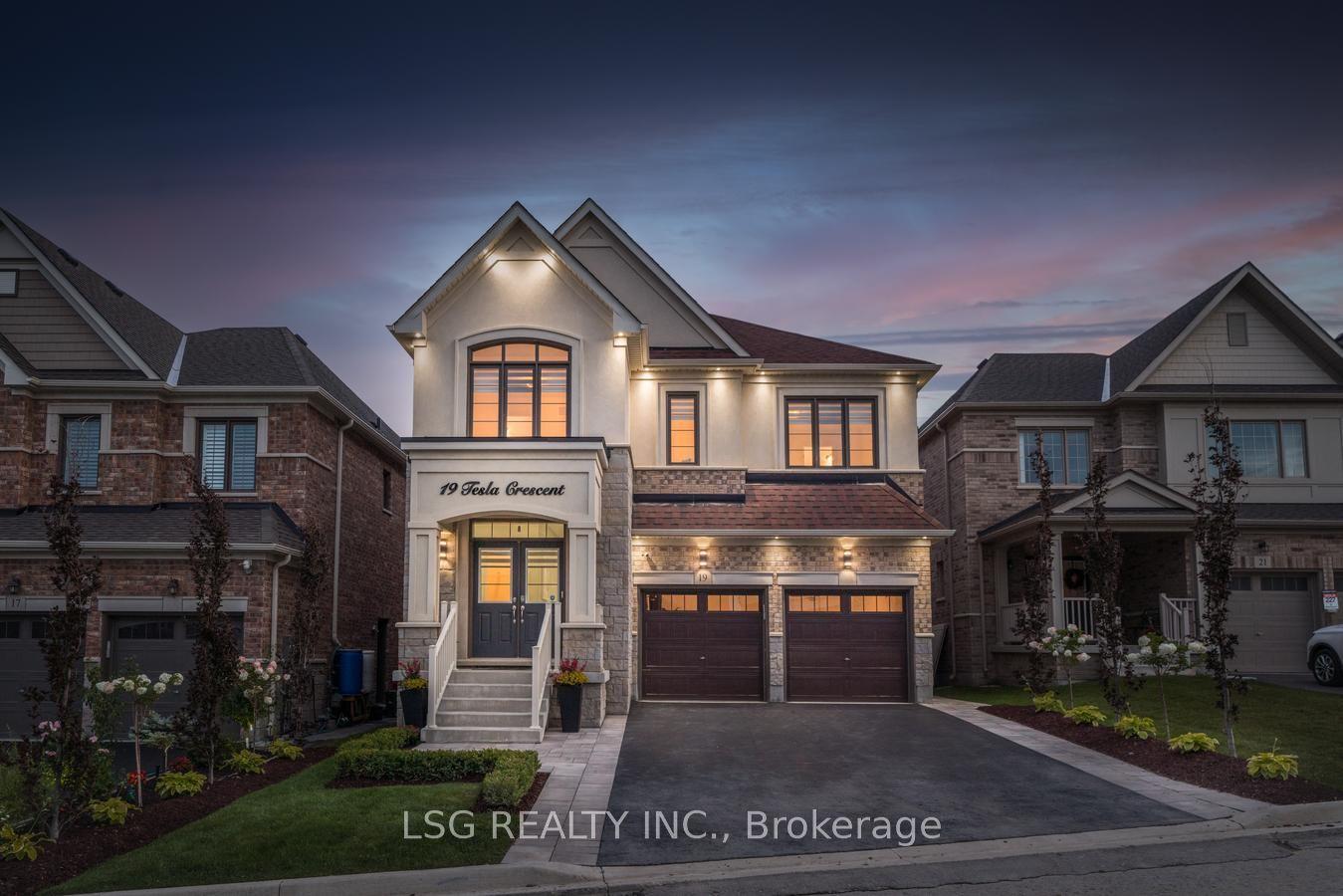 19 Tesla Crescent, East Gwillimbury — Detached for sale, photo 1