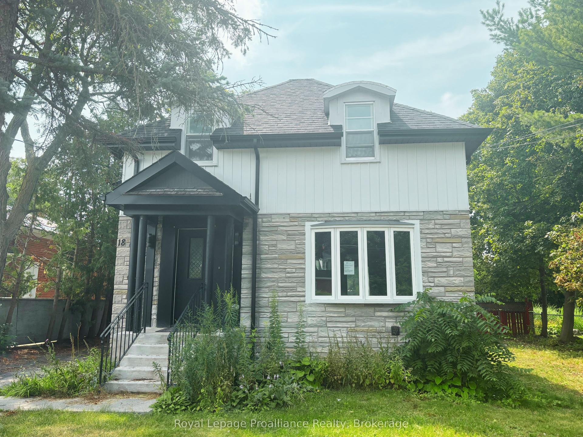 18 Ritchie Avenue, Belleville — Detached for sale, photo 1