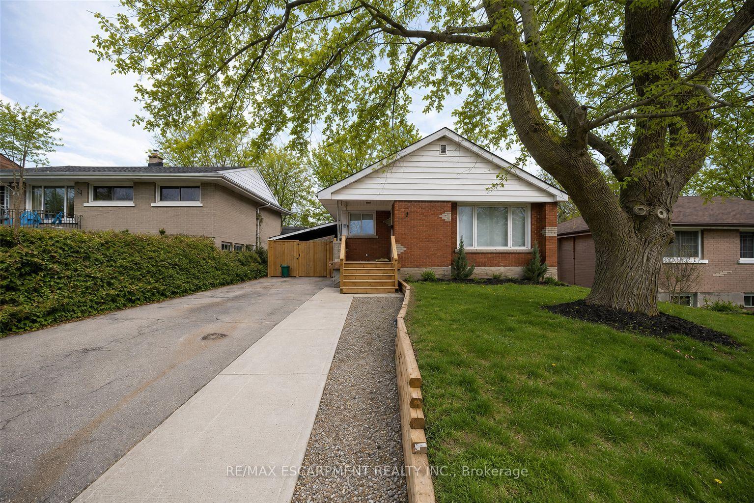 76 Glenview Avenue UPPER #UPPER, Cambridge — Detached for lease, photo 1