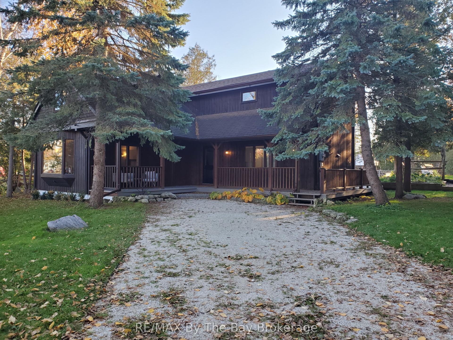 22 Woodcrest Avenue — photo 1
