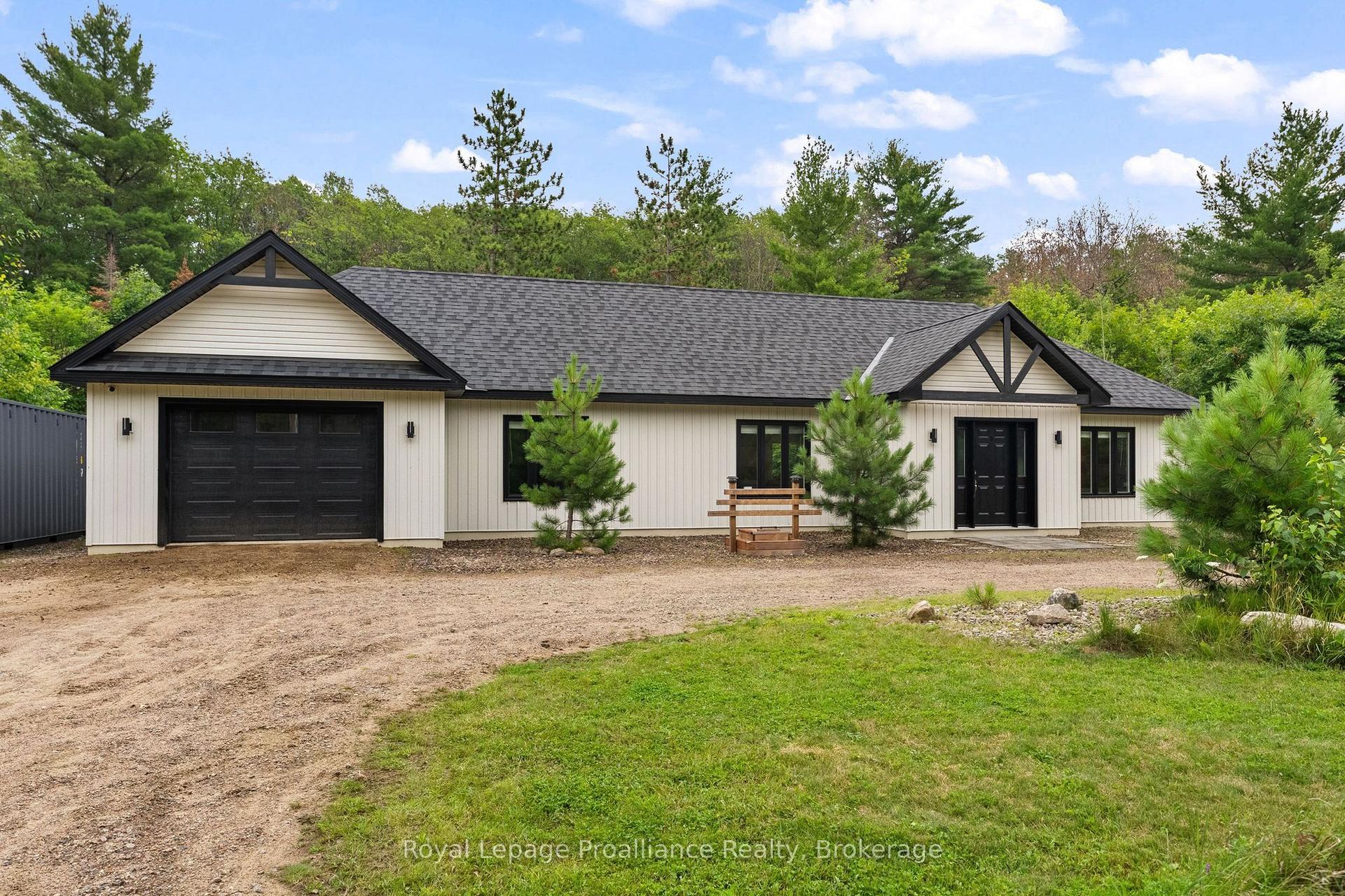 41948A Combermere Road, Madawaska Valley — Detached for sale, photo 1