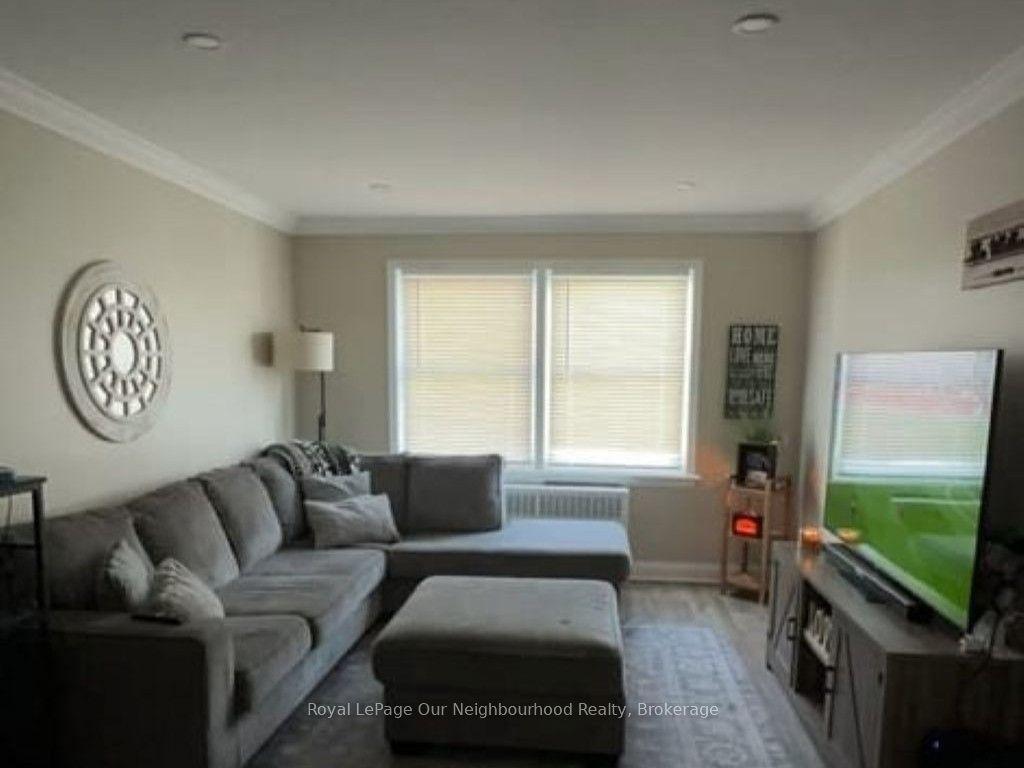855 Simcoe Street N 2 #2, Oshawa — Multiplex for lease, photo 1