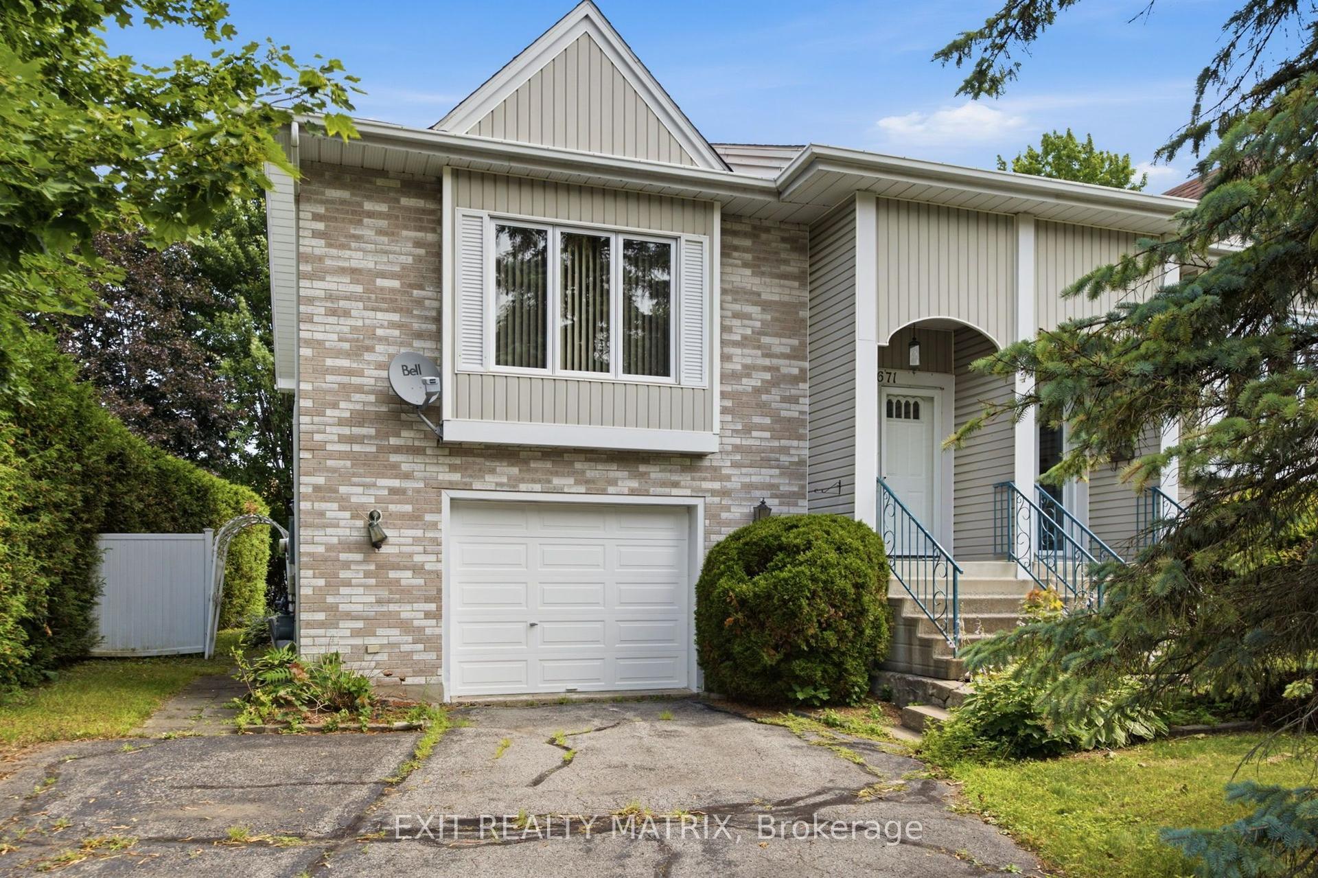 671 Berthiaume Street, Hawkesbury — Semi-Detached for sale, photo 1
