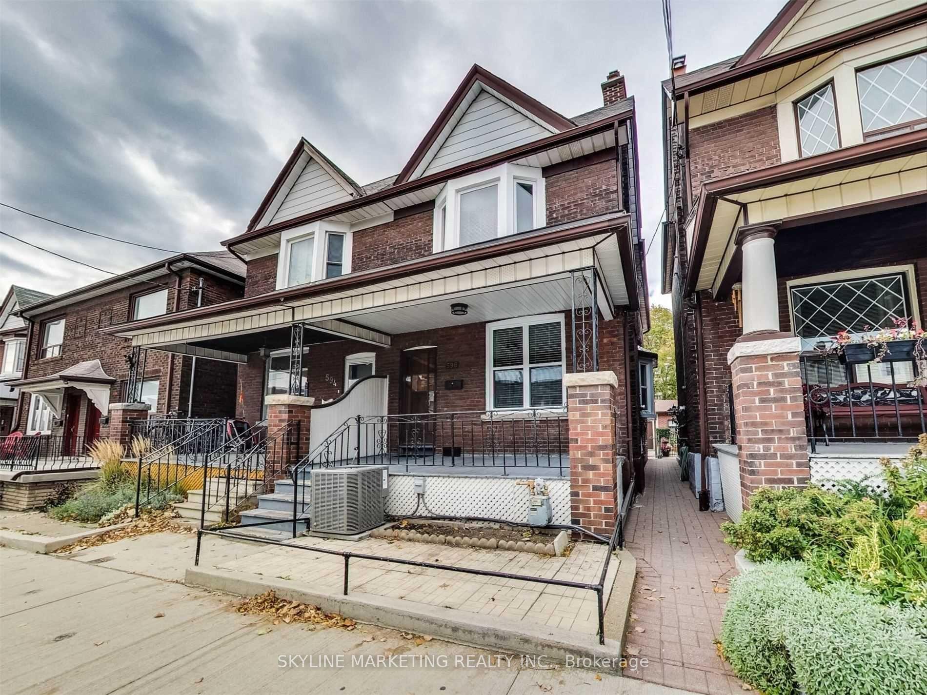 596 Dufferin Street Lower #Lower, Toronto — Semi-Detached for lease, photo 1