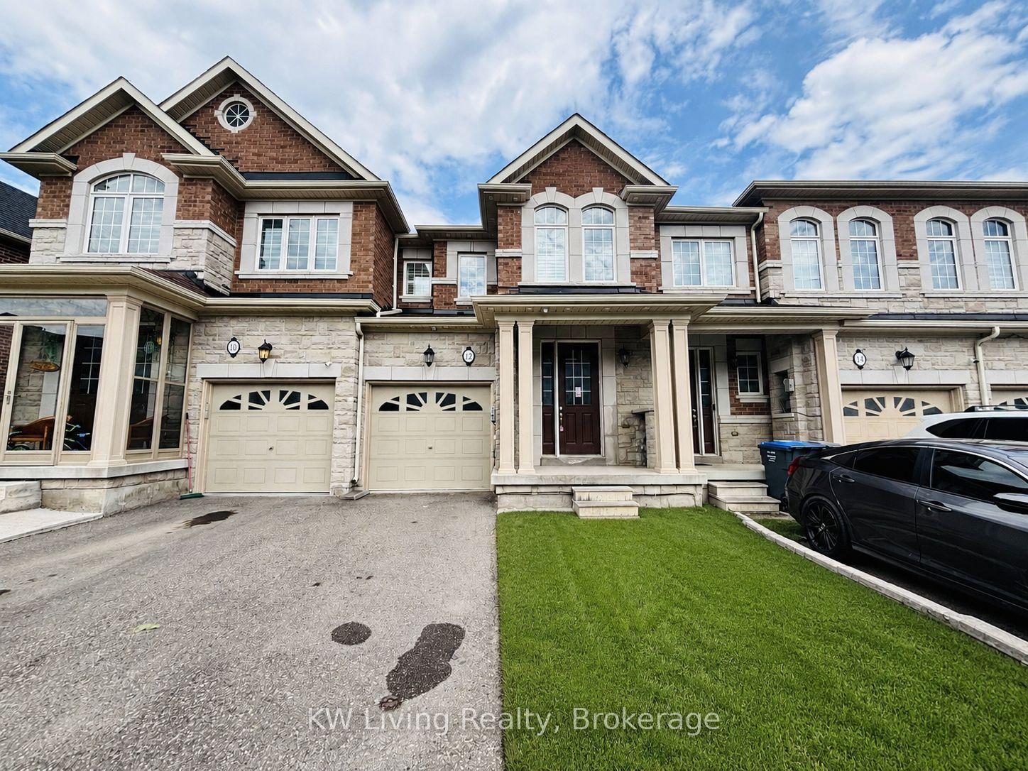 12 Rangemore Road, Brampton — Townhouse for lease, photo 1