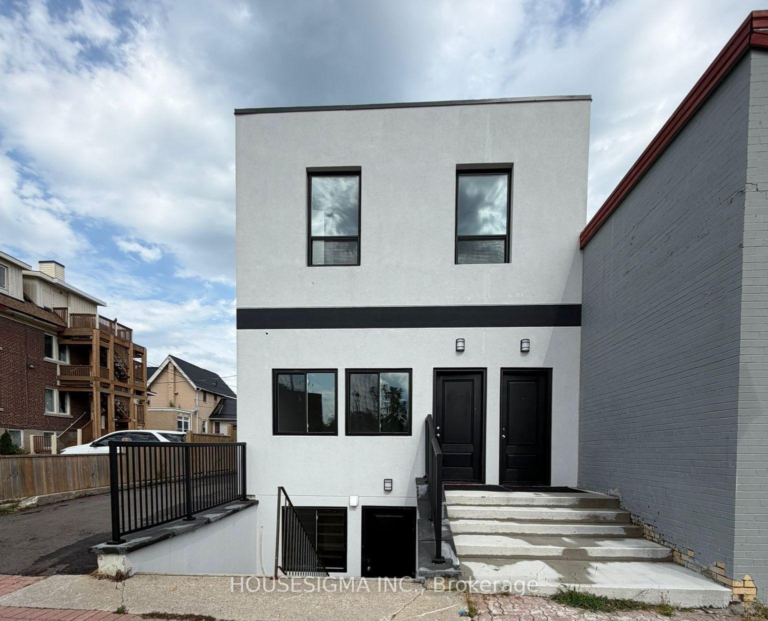 28 West Street N Upper Unit #Upper Unit, Orillia — Detached for lease, photo 1