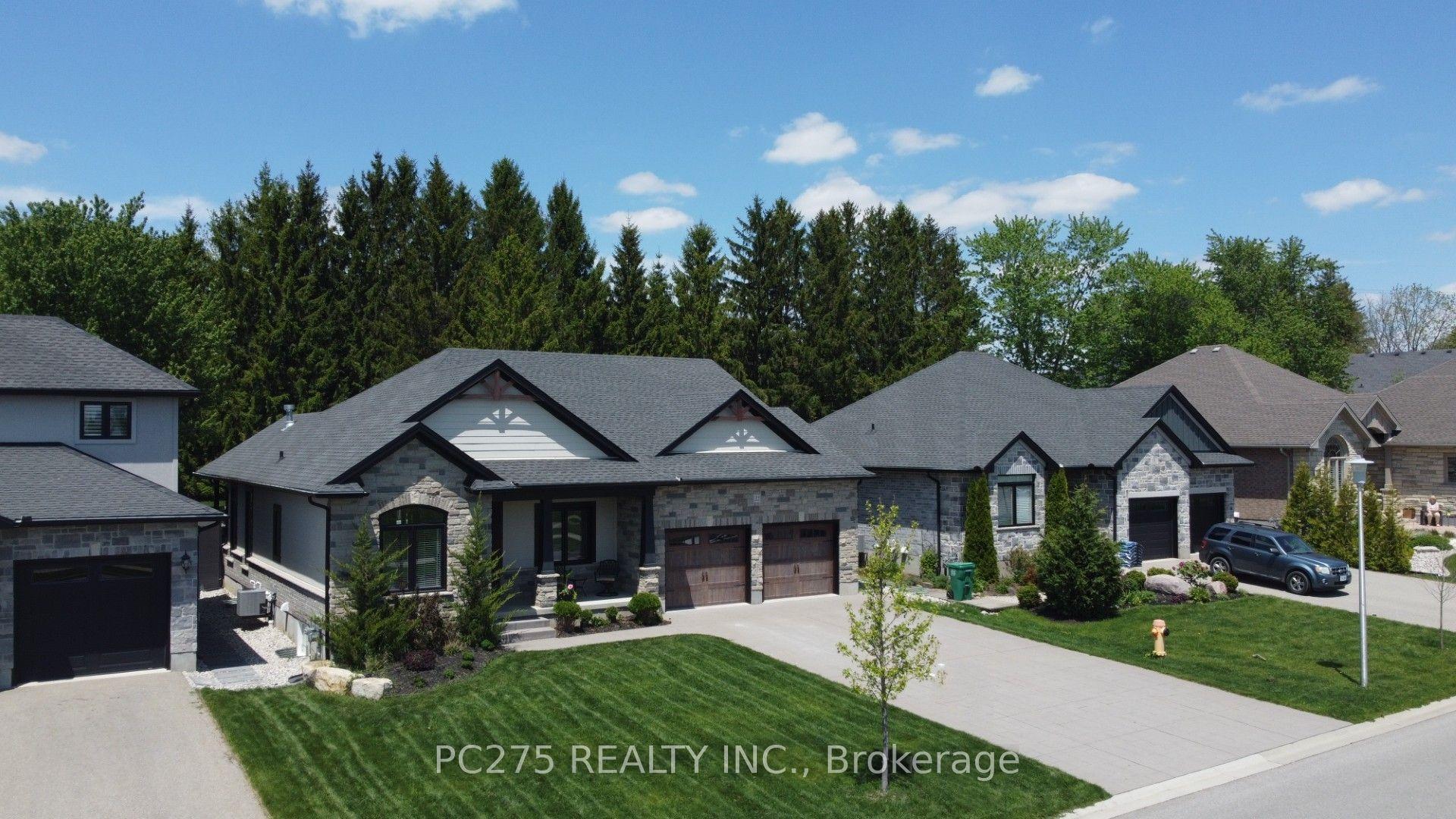 22 Talbot Grove Lane, Southwold — Detached for sale, photo 1