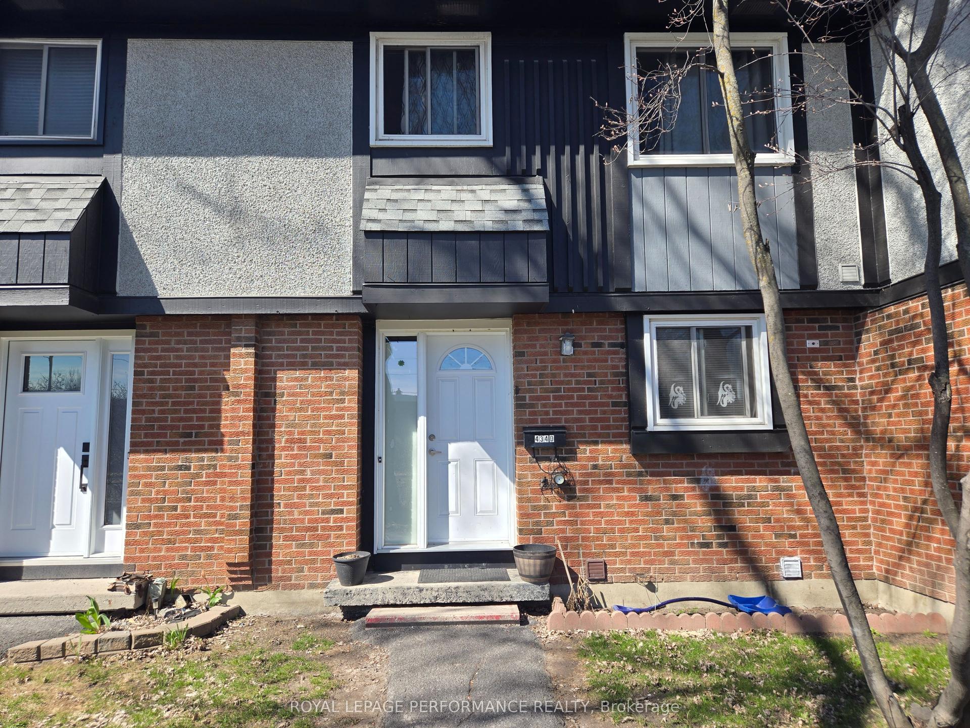434 Moodie Drive D #D — photo 1