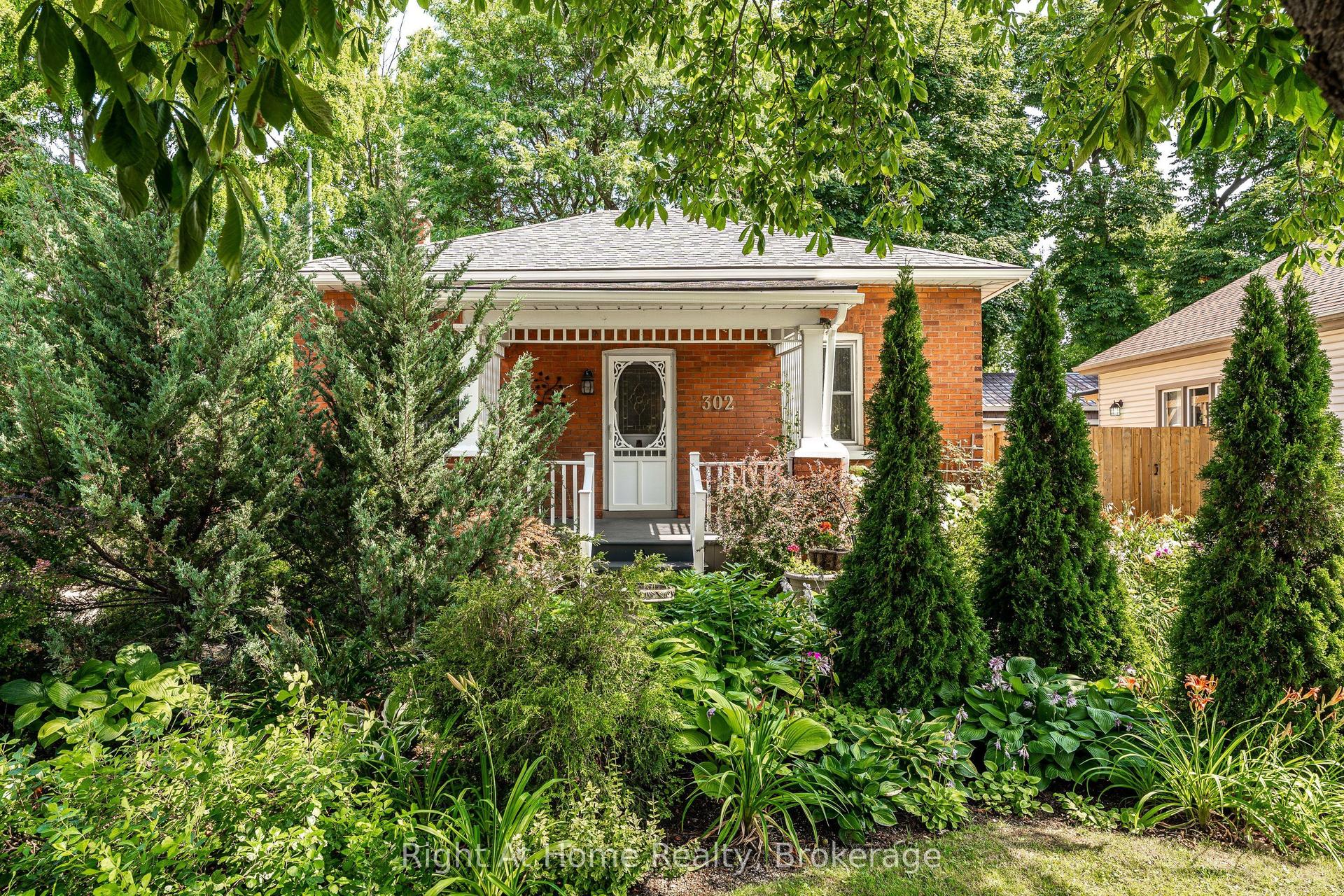 302 Huron Street, Stratford — Detached for sale, photo 1