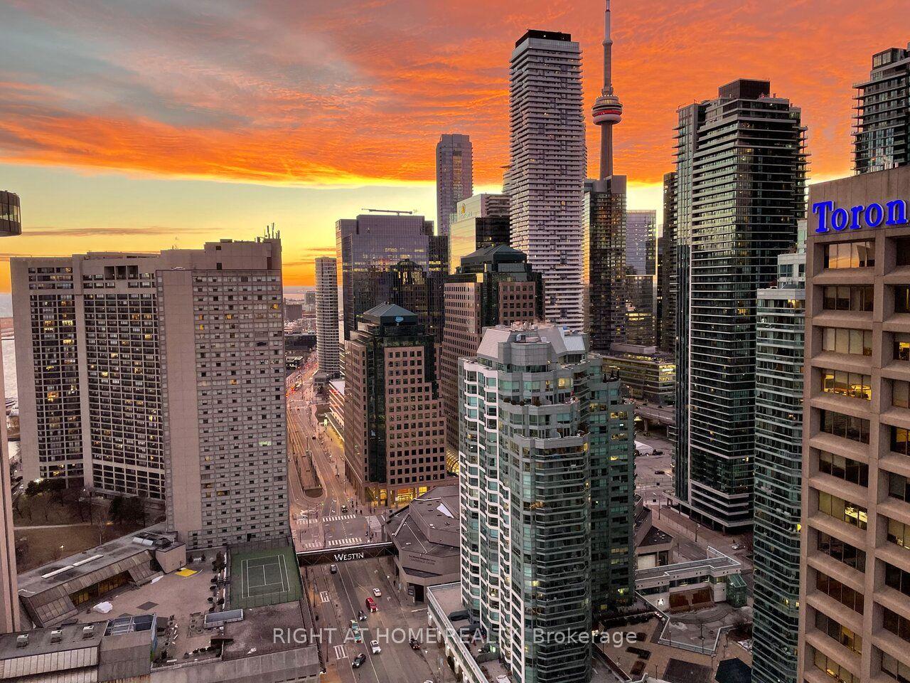 15 Queens Quay N/A E 2404 #2404 — photo 1