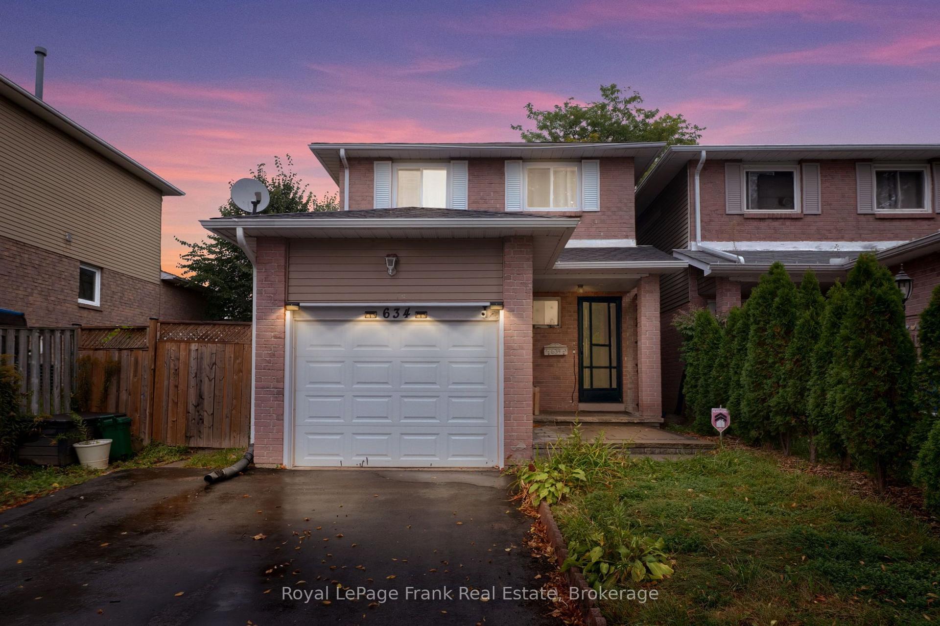 634 Down Crescent, Oshawa — Detached for sale, photo 1