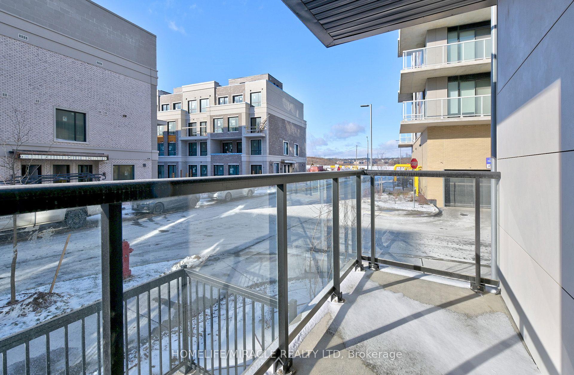 14 David Eyer Road 1017 #1017, Richmond Hill — Condo Town for lease, photo 1