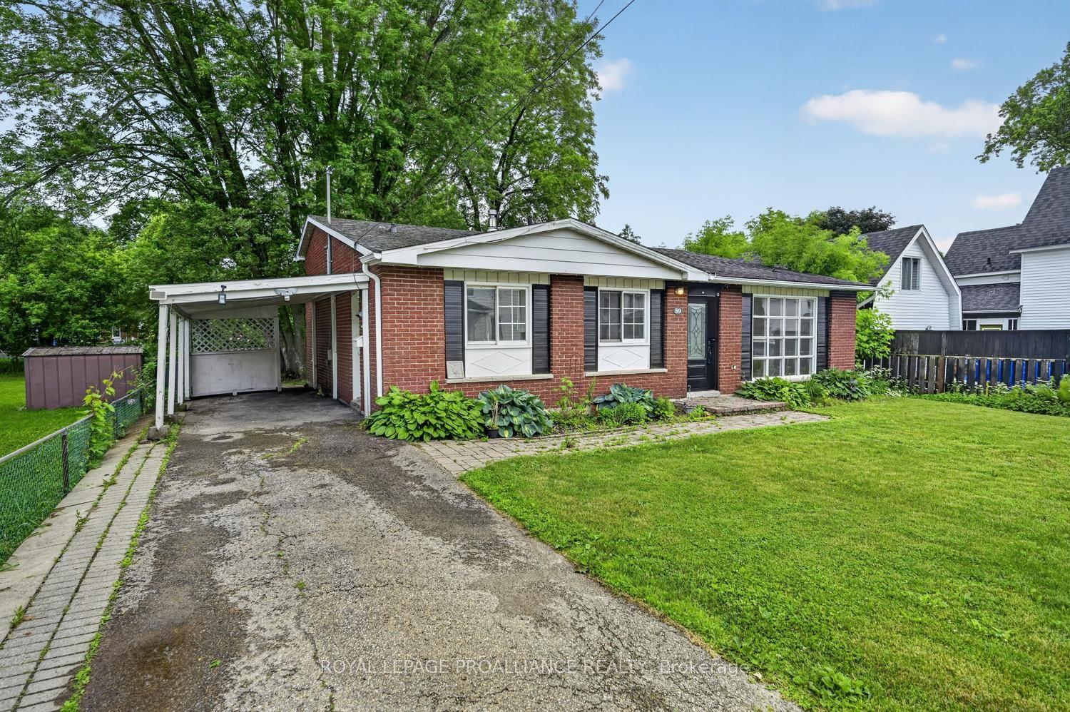59 Abbott Street, Brockville — Detached for sale, photo 1