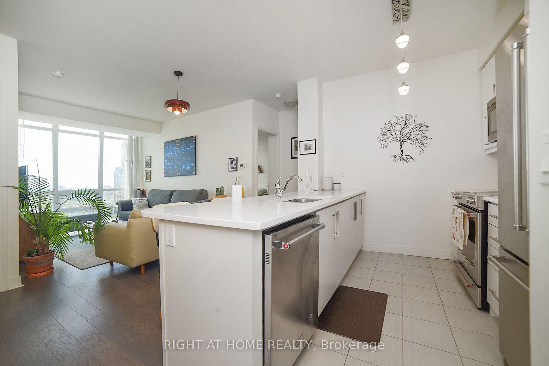 825 Church Street 2106 #2106, Toronto — Condo for sale, photo 1
