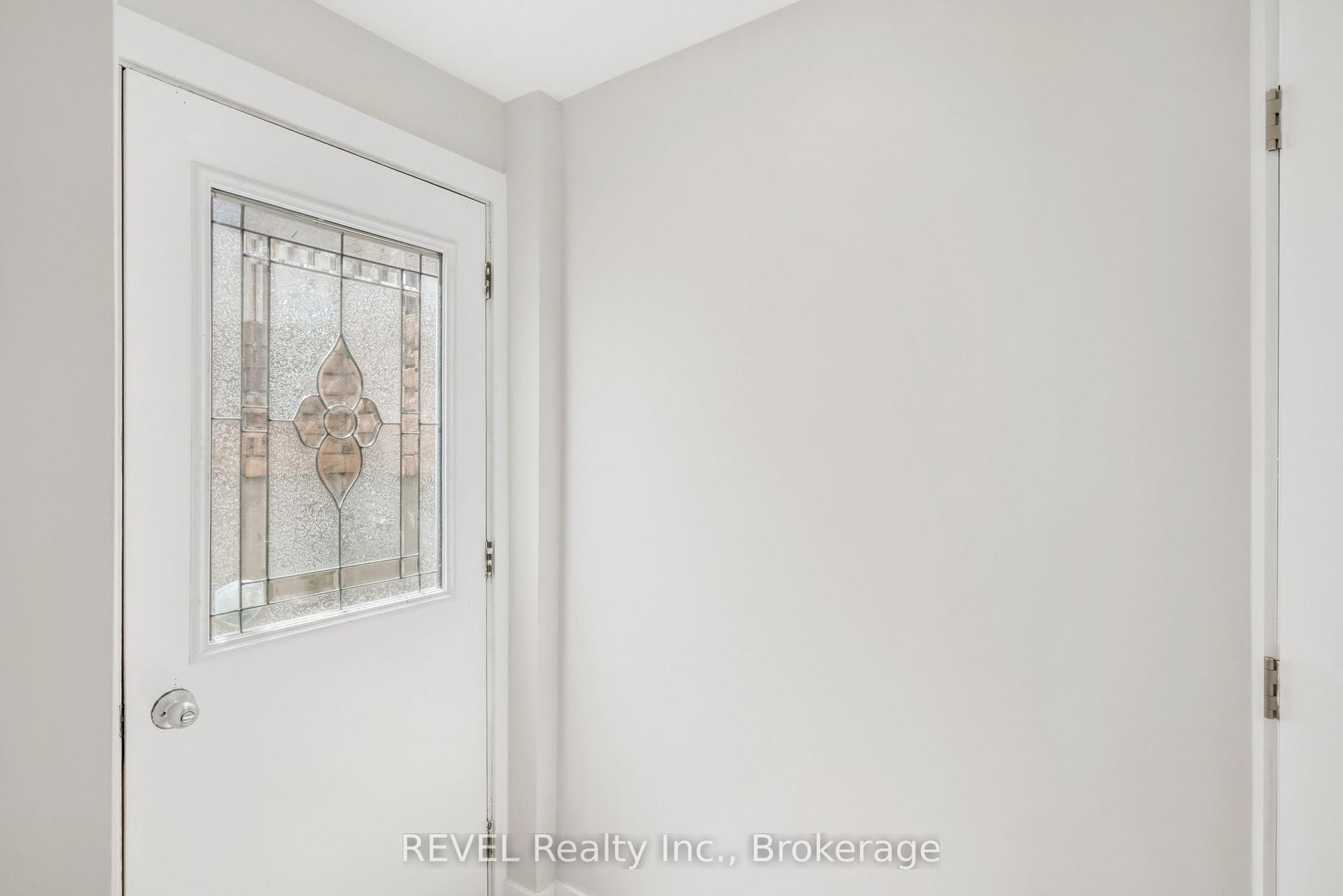 6166 Wildrose Crescent LOWER #LOWER, Niagara Falls — Semi-Detached for lease, photo 1