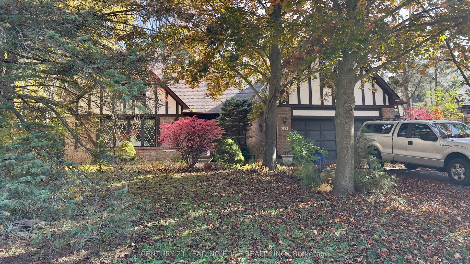 117 WESTWOOD Lane — photo 1