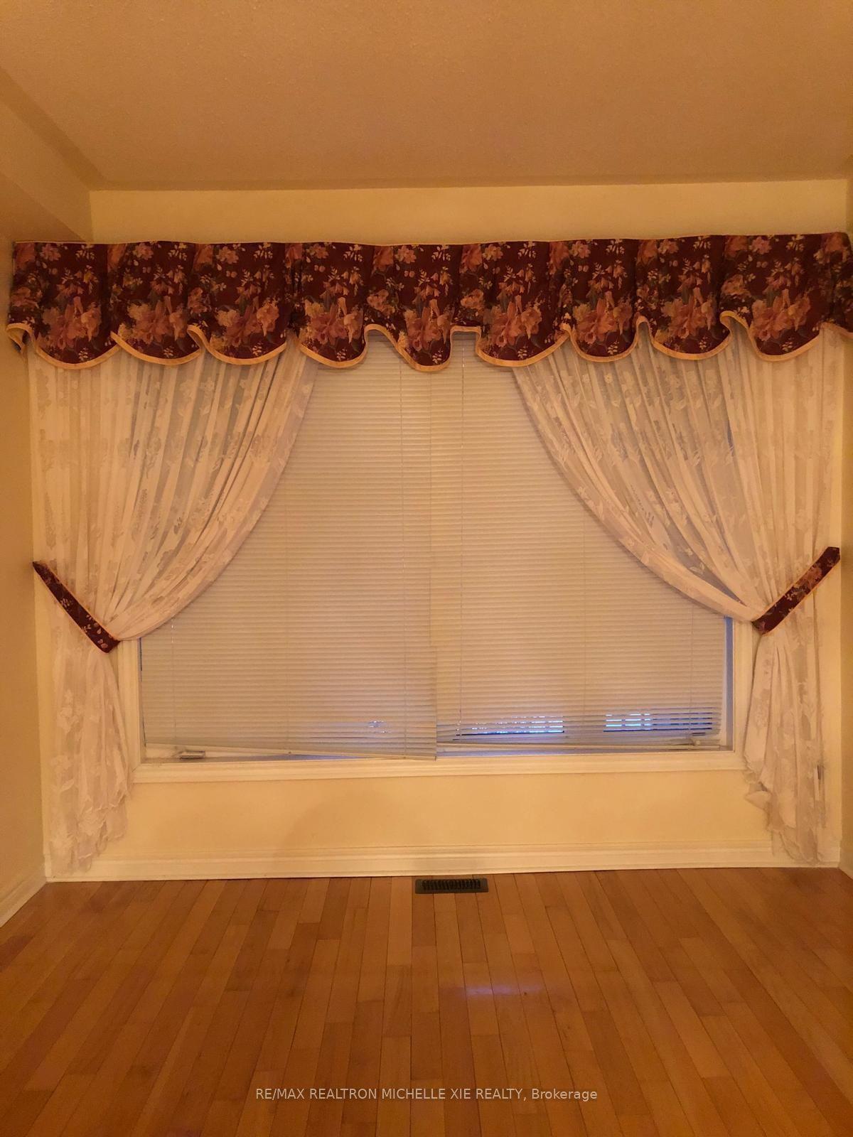 28 Bartlett Road — photo 1