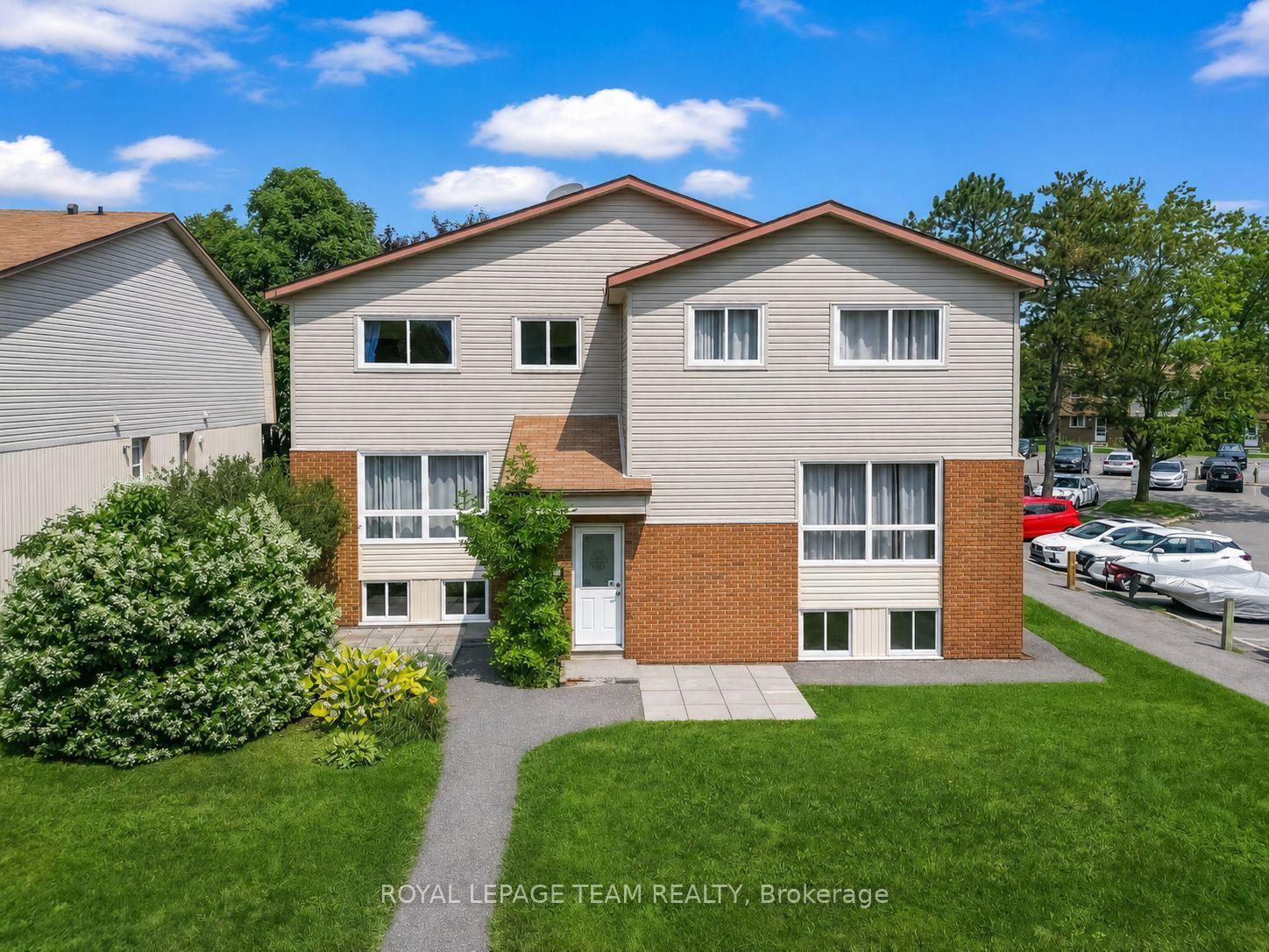 38A Forester Crescent, Bells Corners and South to Fallowfield — Condo Town for sale, photo 1