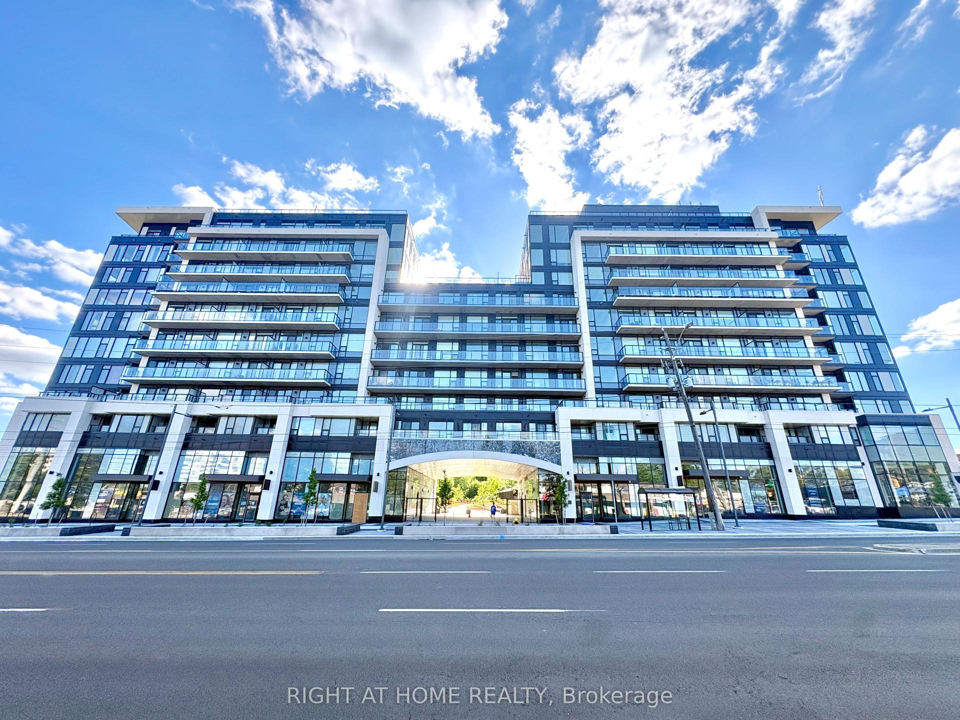 8188 Yonge Street 221 #221 — photo 1