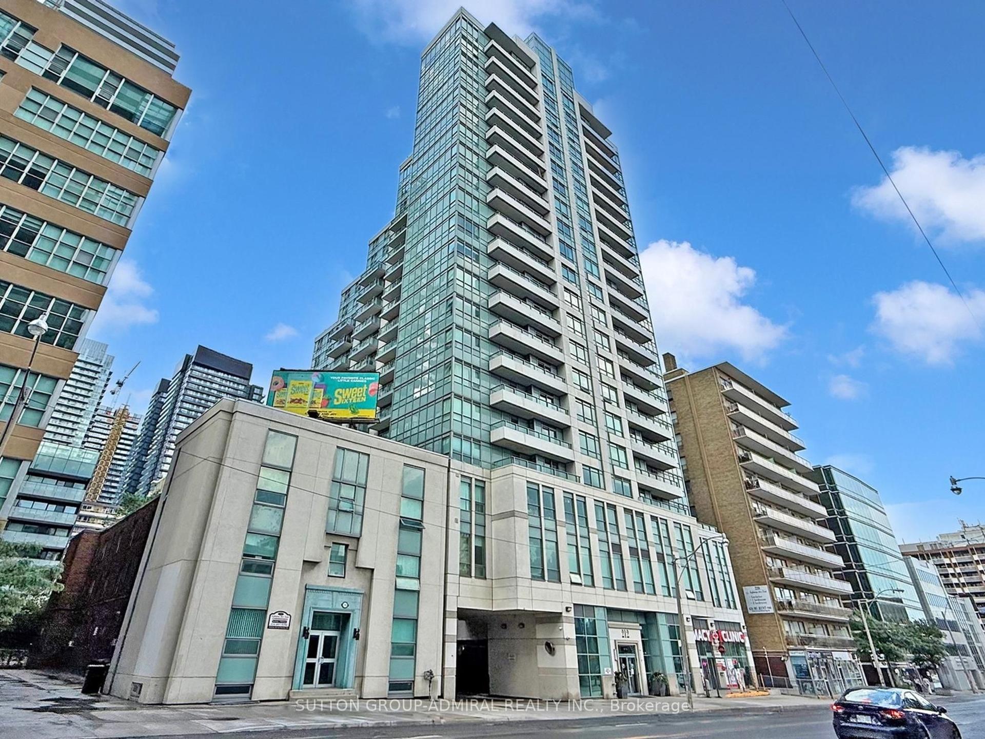 212 Eglinton Avenue E 1005 #1005 — photo 1