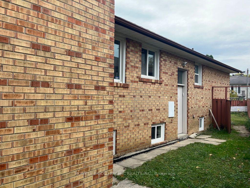 244 Maxwell (Basement) Street — photo 1