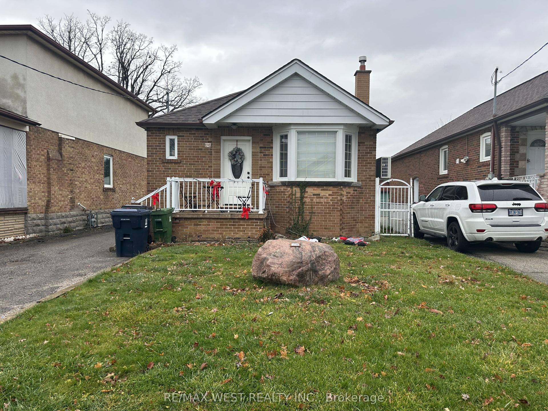 28 Snider Avenue Lower #Lower, Toronto — Detached for lease, photo 1