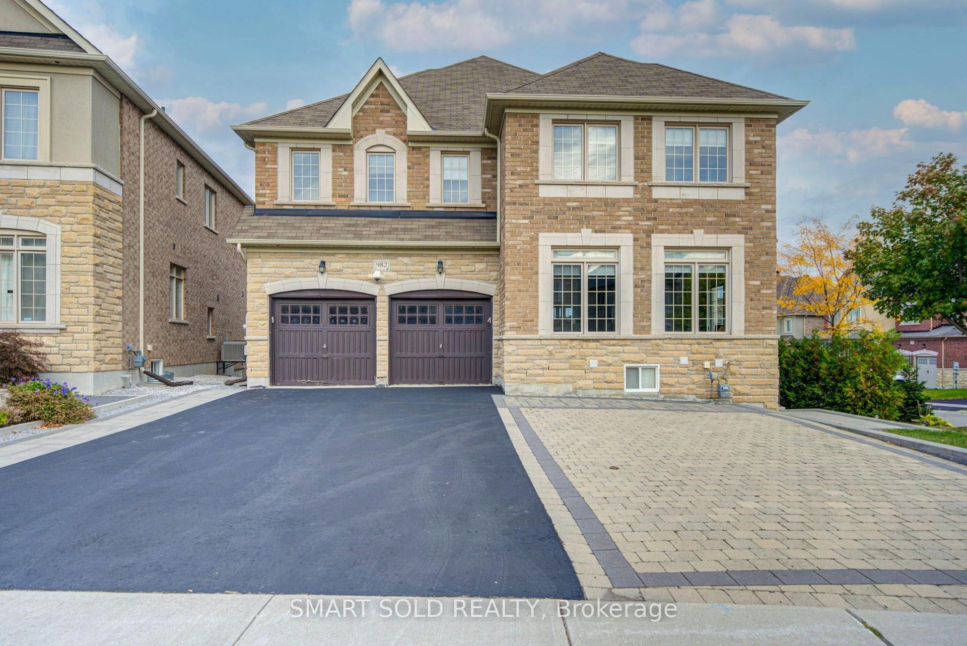 982 Wilbur Pipher Circle, Newmarket — Detached for sale, photo 1