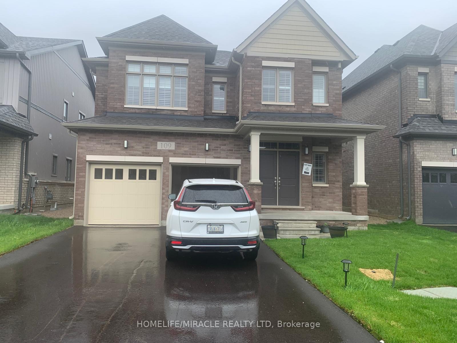 109 Raftis Street — photo 1