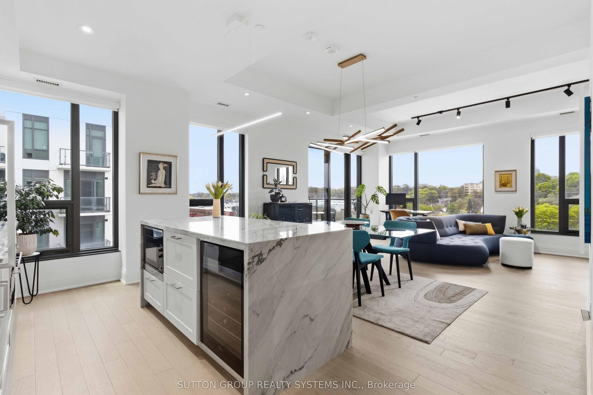 280 Howland Avenue GPH26 #GPH26 — photo 1