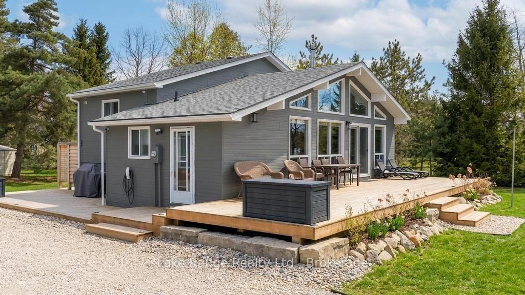 3 Cathcart Street — photo 1