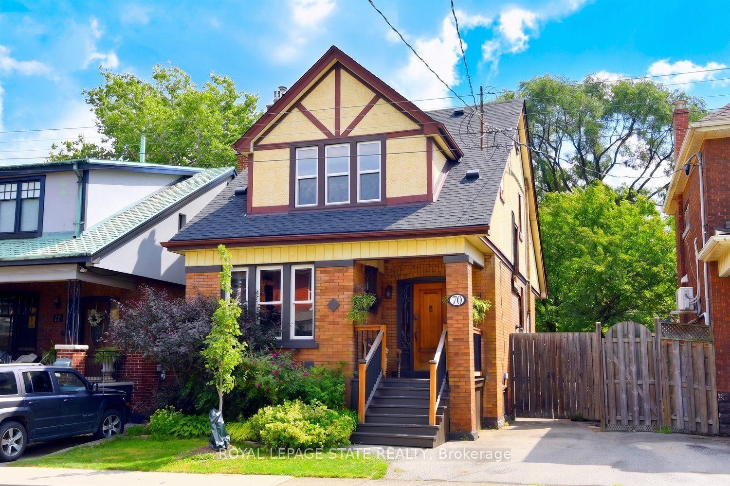 70 Kensington Avenue N, Hamilton — Detached for sale, photo 1