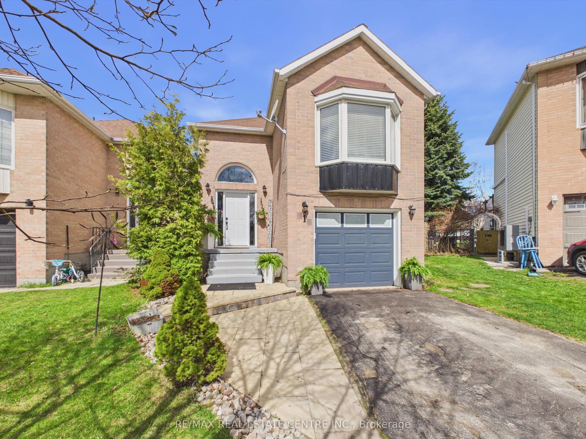 318 Shelburne Place — photo 1