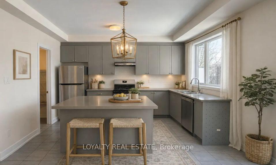 38A Upper Monclova Road — photo 1