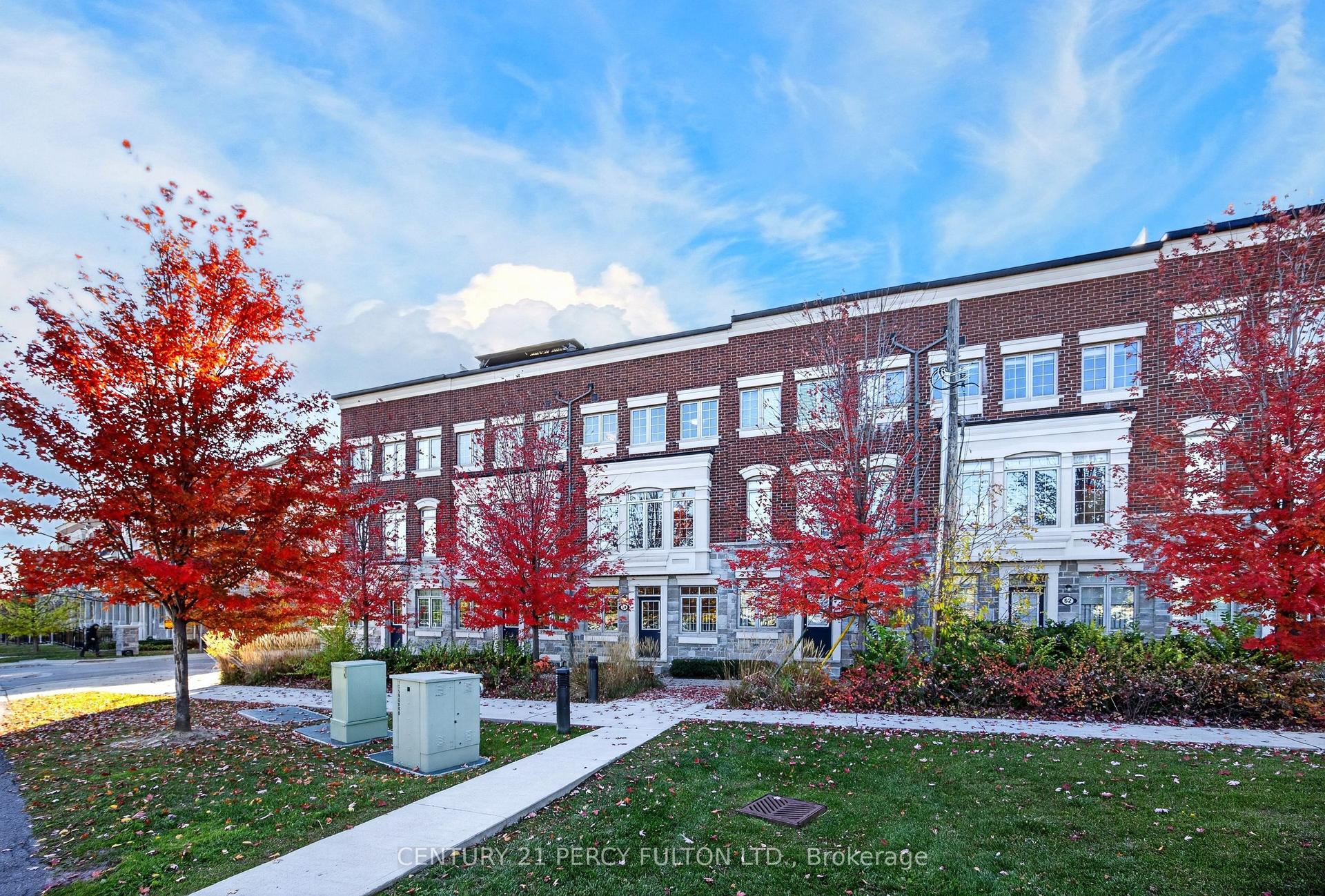 58 Harwood Avenue N, Ajax — Townhouse for sale, photo 1