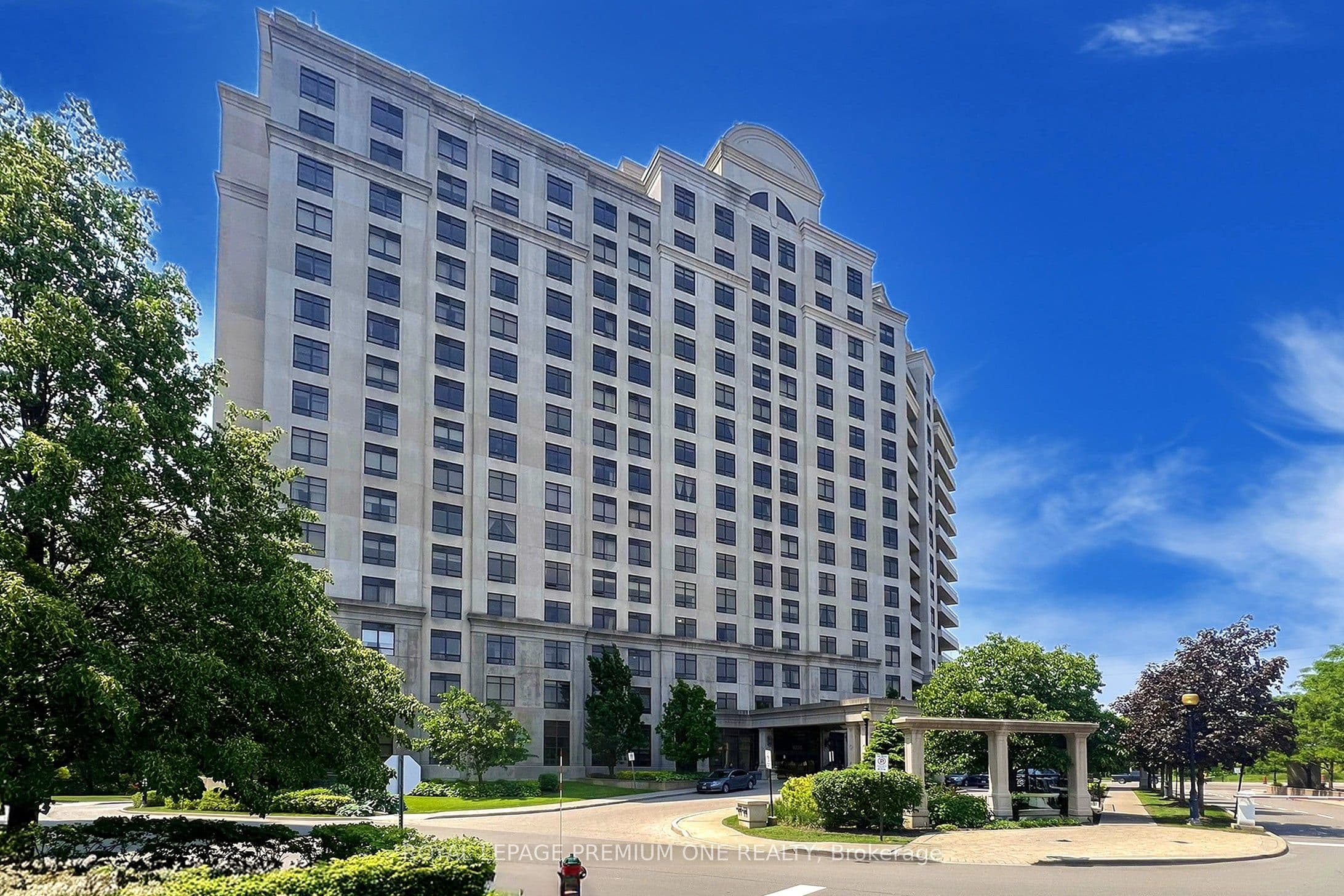 9235 Jane Street 214 #214 — photo 1