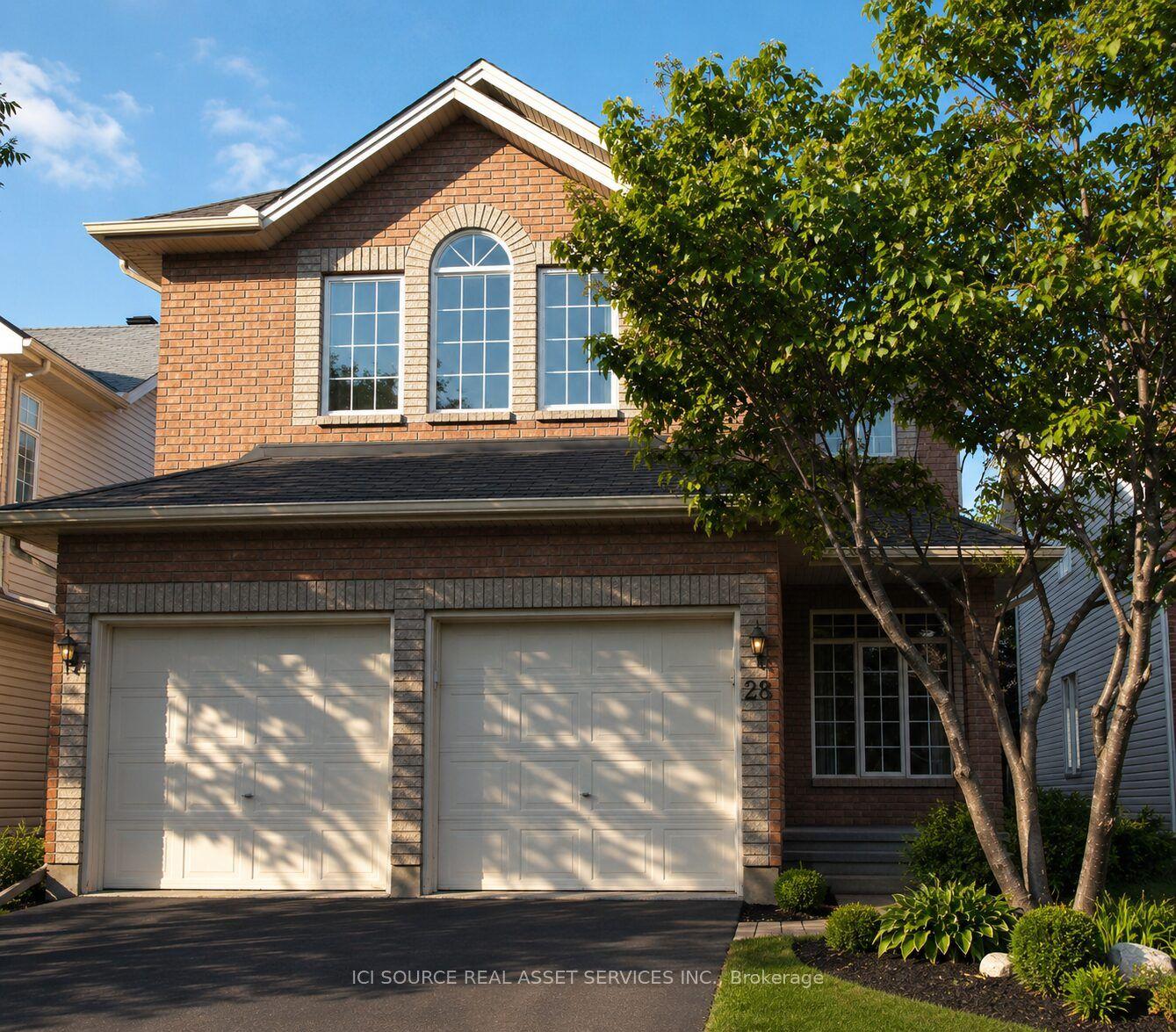 28 Maricona Way — photo 1