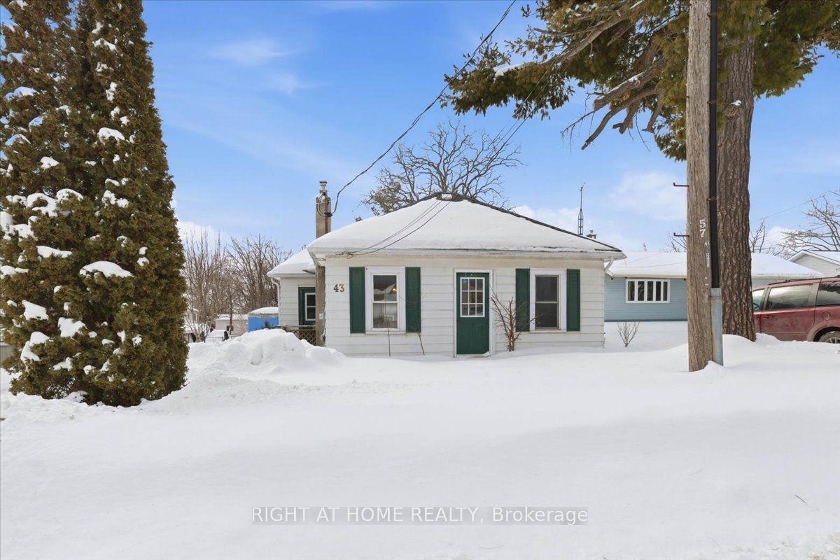 43 Victoria Street — photo 1