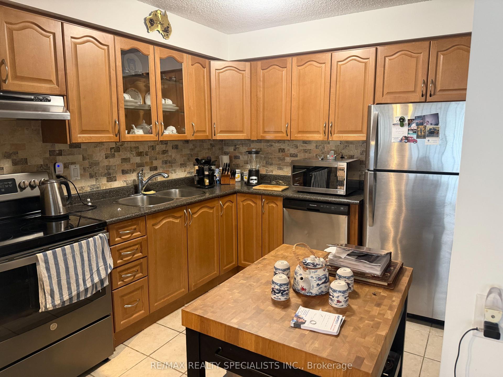 2301 Derry Road W 105 #105 — photo 1