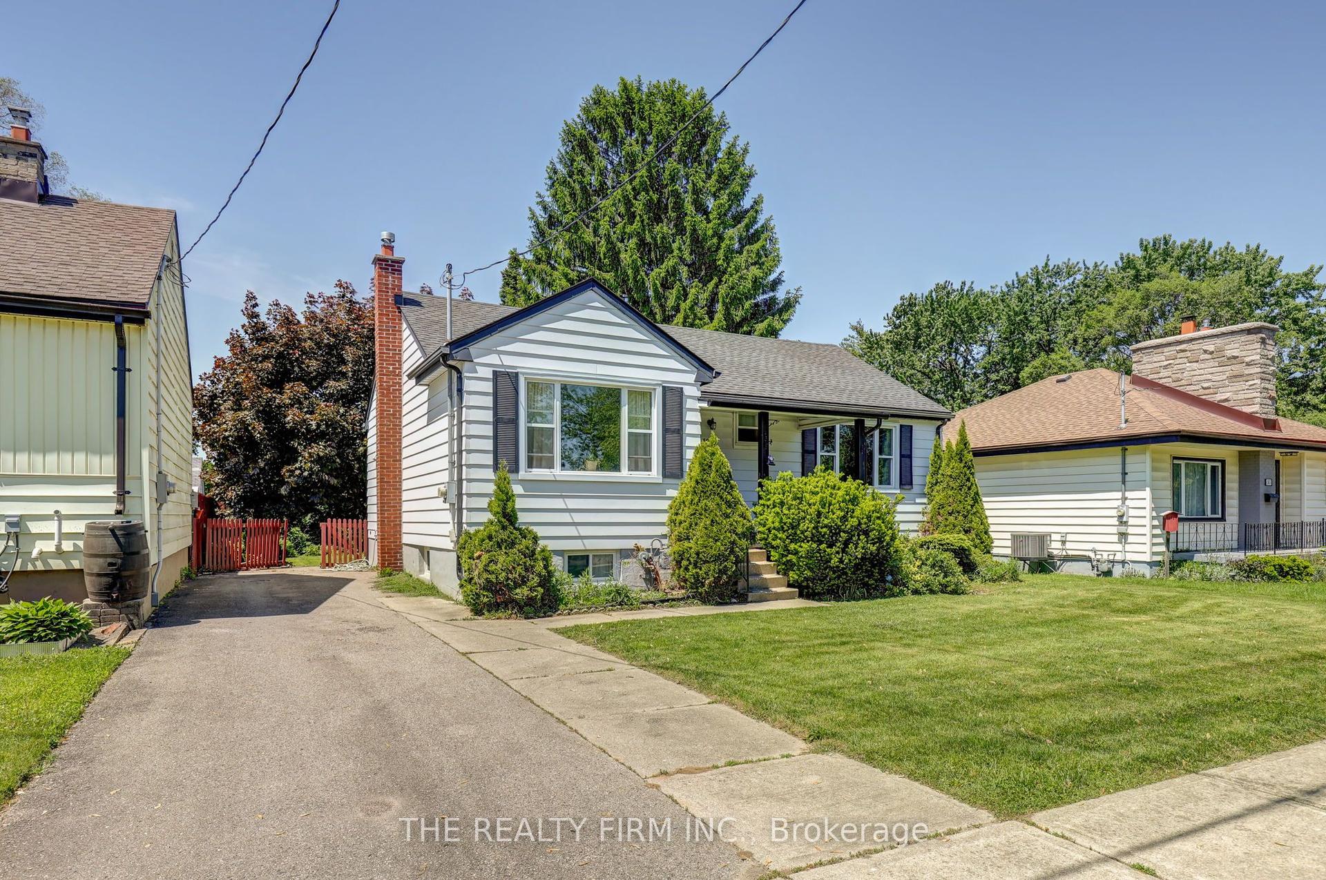 361 Edgeworth Avenue — photo 1