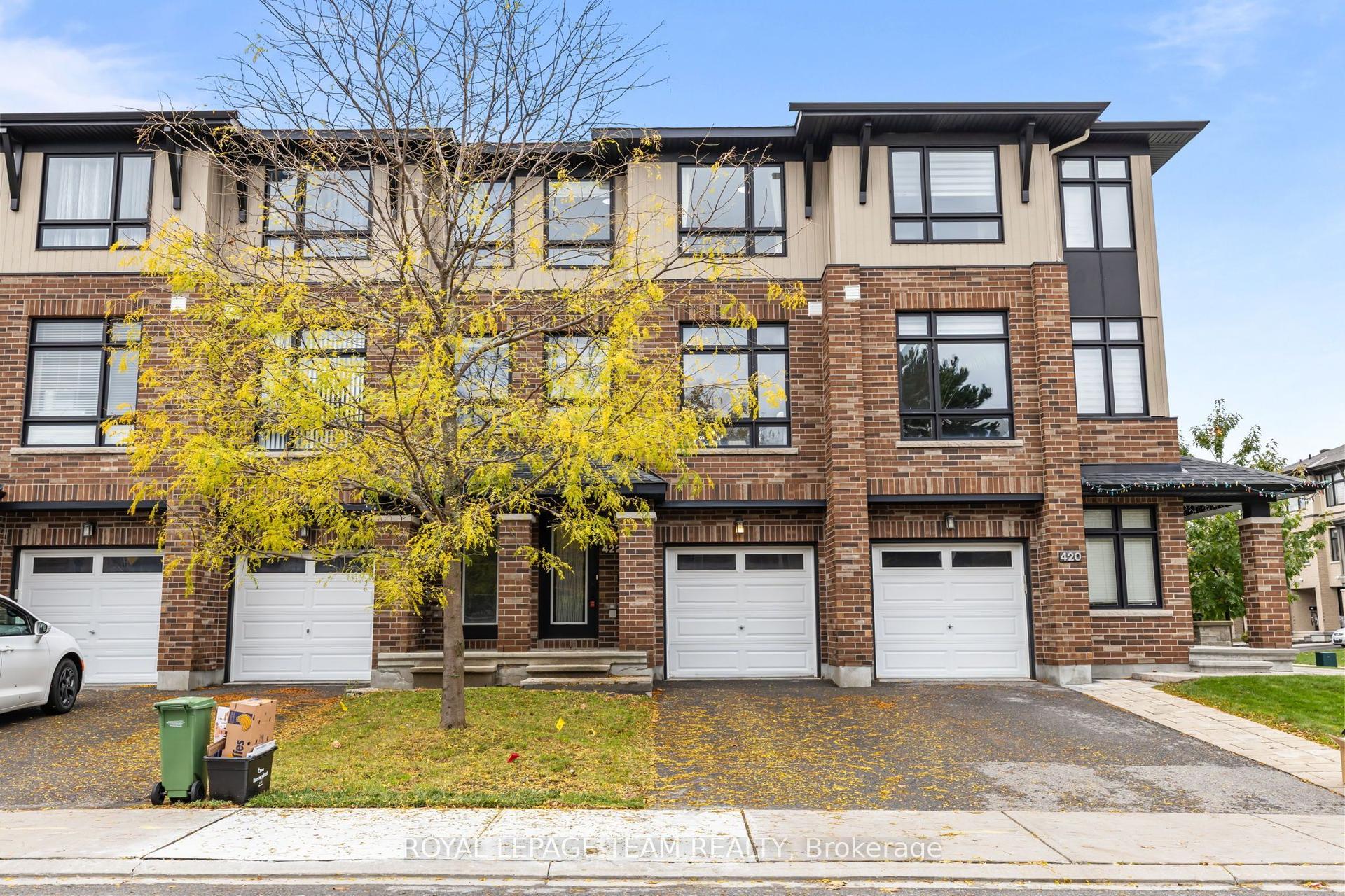 422 Tralee Road, Barrhaven — Townhouse for sale, photo 1