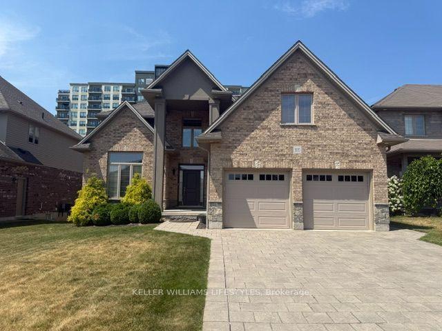3135 Pincombe Drive, London South — Detached for lease, photo 1