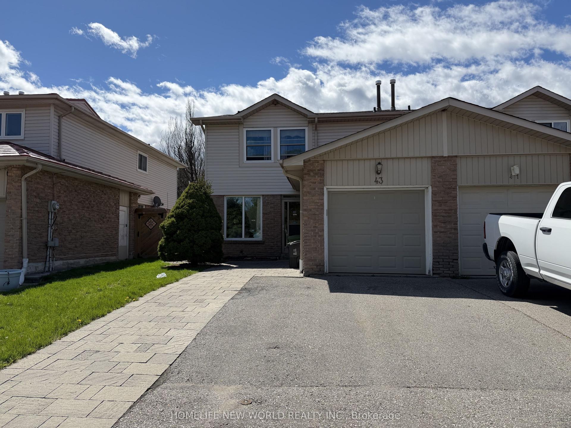 43 Bushmills Square, Toronto — Semi-Detached for lease, photo 1