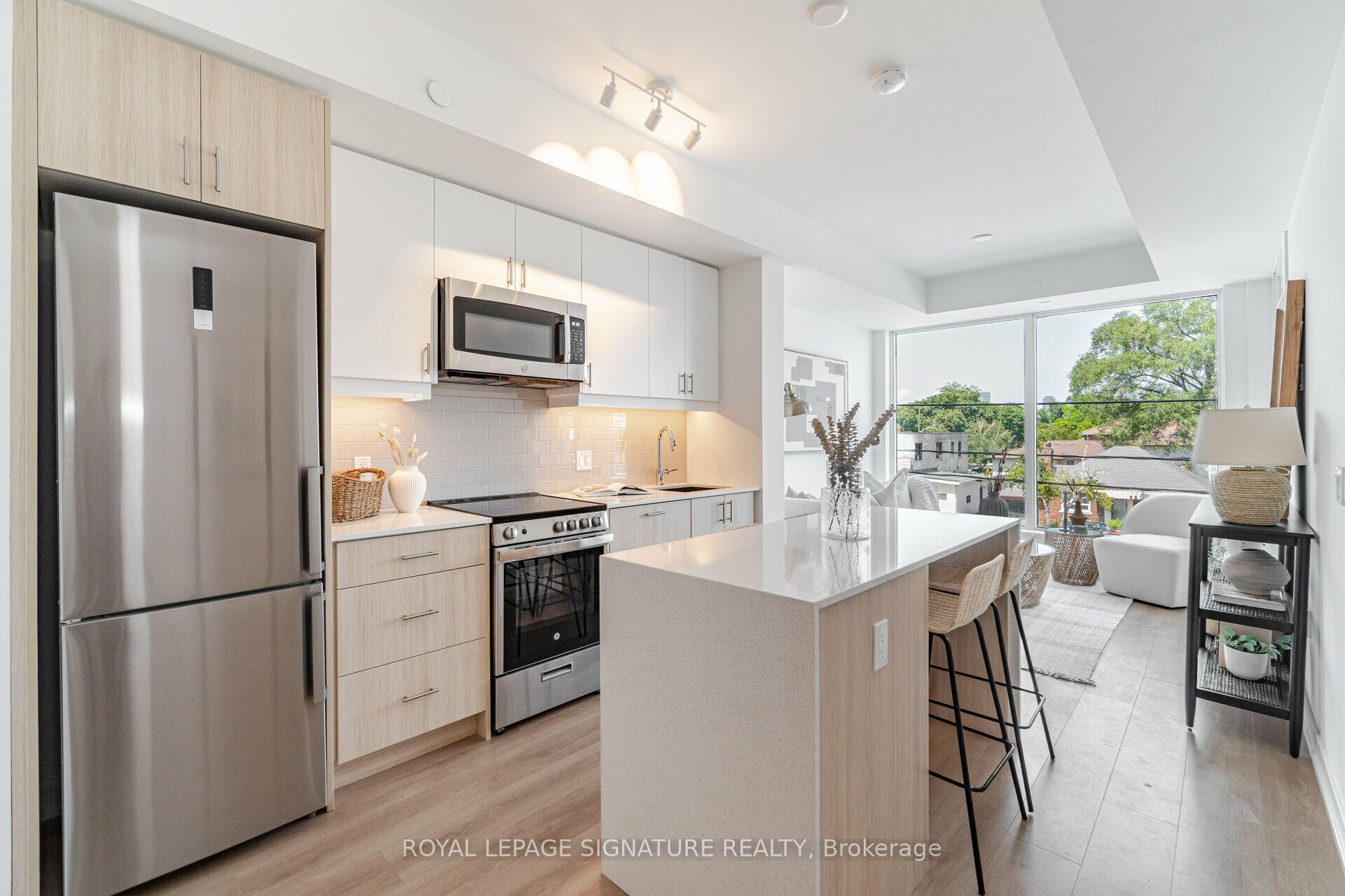 1195 The Queensway N/A 204 #204 — photo 1
