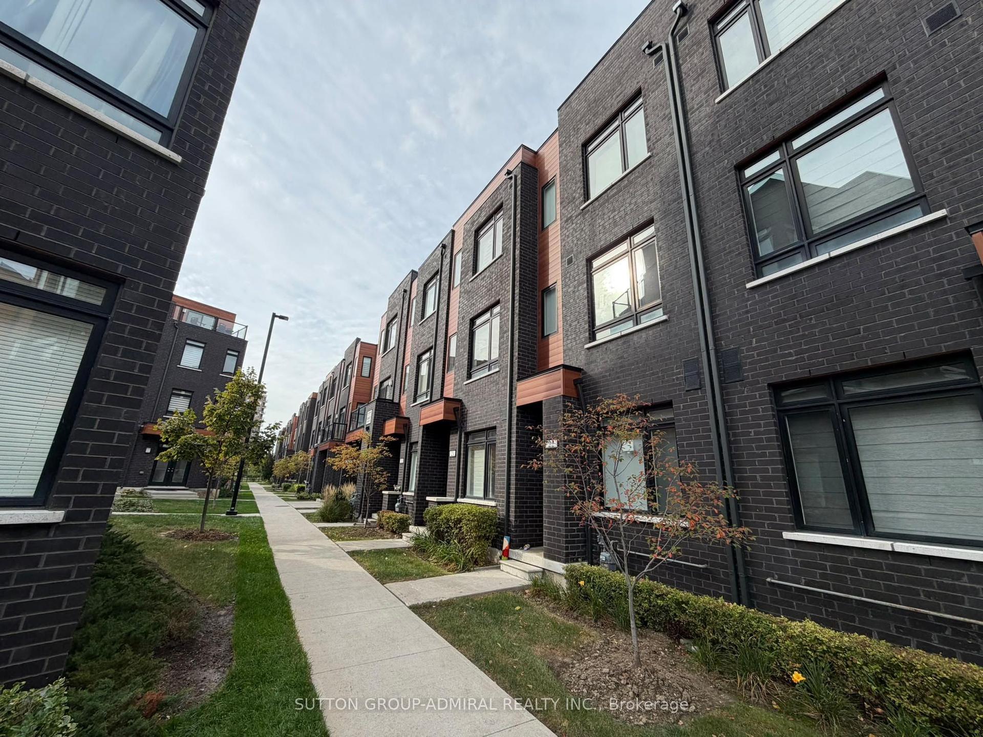 370 Red Maple Road 22 #22, Richmond Hill — Condo Town for lease, photo 1