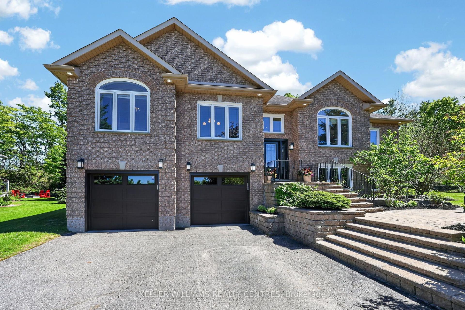 50 Glenhuron Drive, Springwater — Detached for sale, photo 1